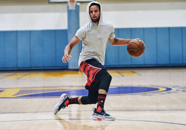 合比赛中同 合比赛中同